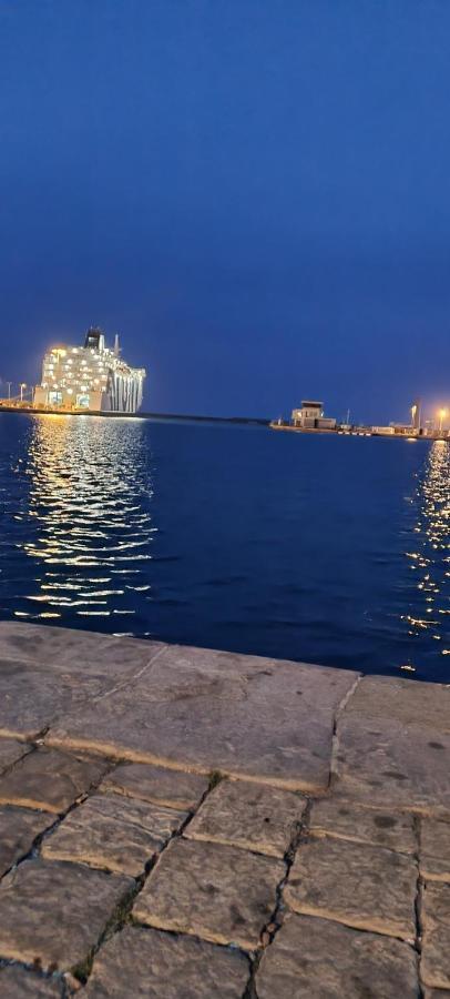 Nouveau Bien Lumineux Tout Confort En Centre Ville Sete Bagian luar foto